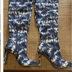 NWB Gianni Bini Zenner Blue Tie-Dye Knee High Heeled ZIPPER OPENING Boots Sz 6